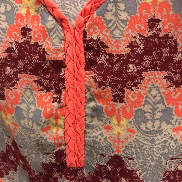 Bold Print Blouse - Picture 3 of 4